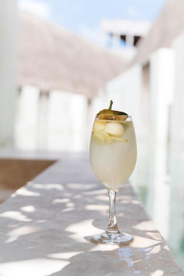 Hotel Boutique Punta Caliza - Adults Oriented Isla Holbox Exterior photo